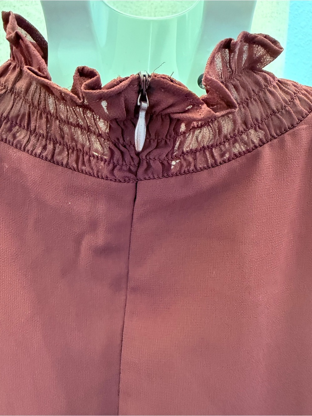 Ann Taylor Smocked Ruffle Neck Long-Sleeve Blouse Burgundy Size L - Picture 5 of 7